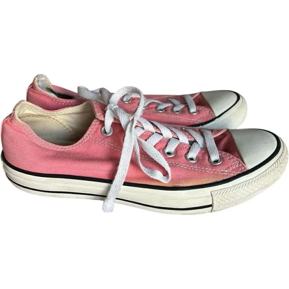 Womens Converse Chuck Taylor All Star Classic Pink Sneakers - Sz 6